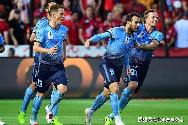 26岁去沙特！葡媒：吉达国民给特林康开出梦幻的1000万欧税后年薪